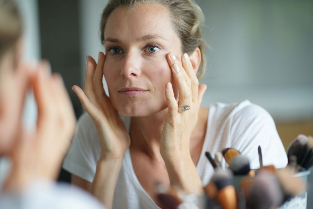 Why Your Skin Looks Dull: The Clinical Ingredients That Actually Fix It